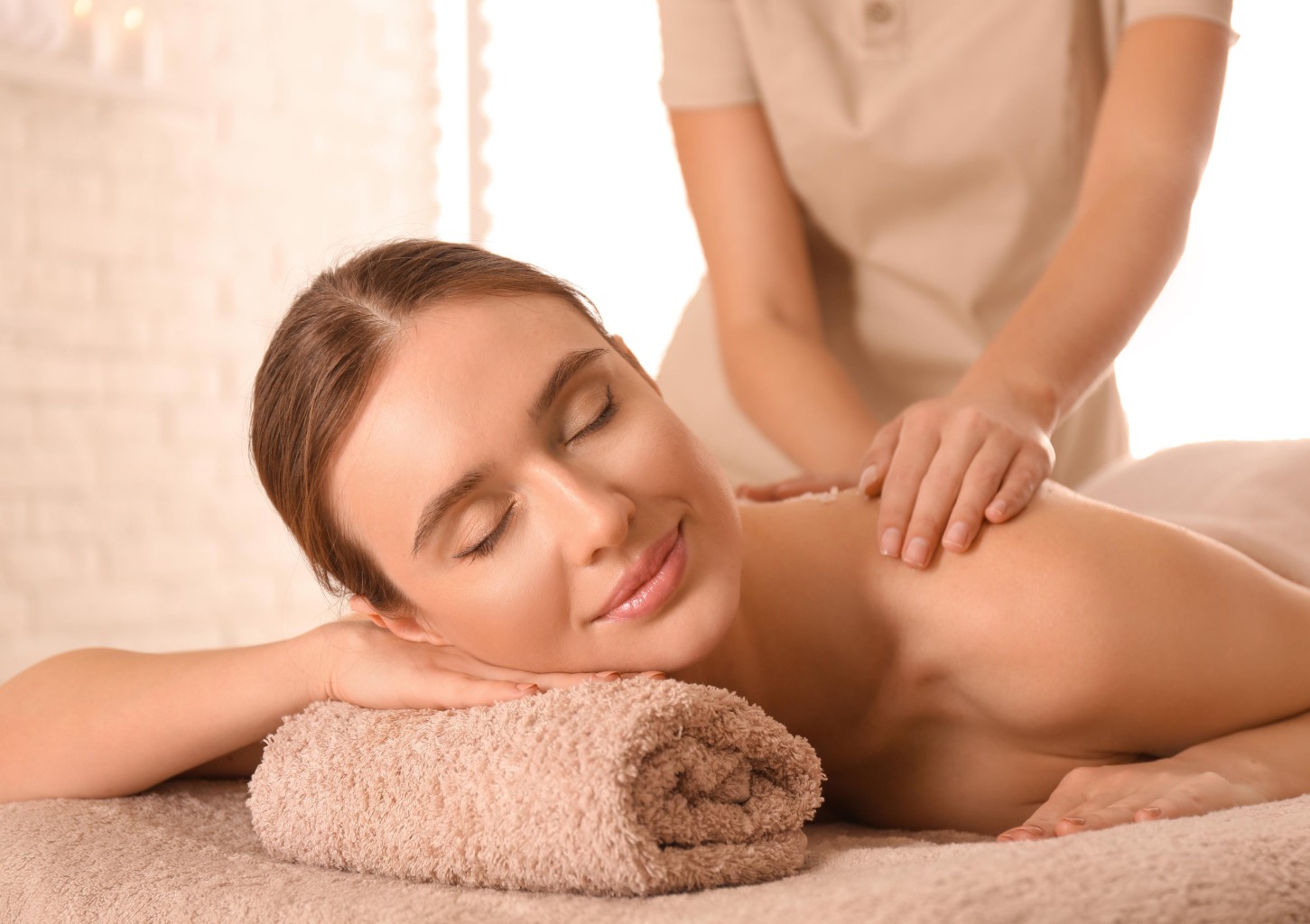Kūno puoselėjimo ritualas su klasikiniu-aromaterapiniu masažu „Tobulas poilsis“