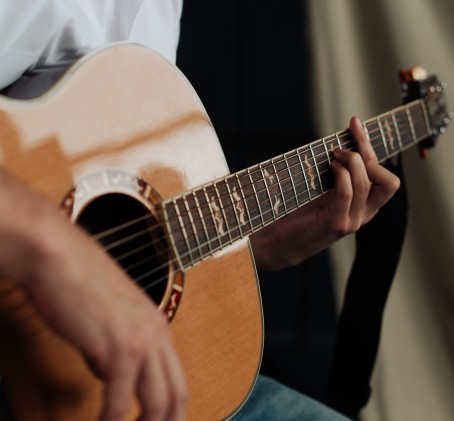 Klasikinės gitaros pamokos (8 kartai)