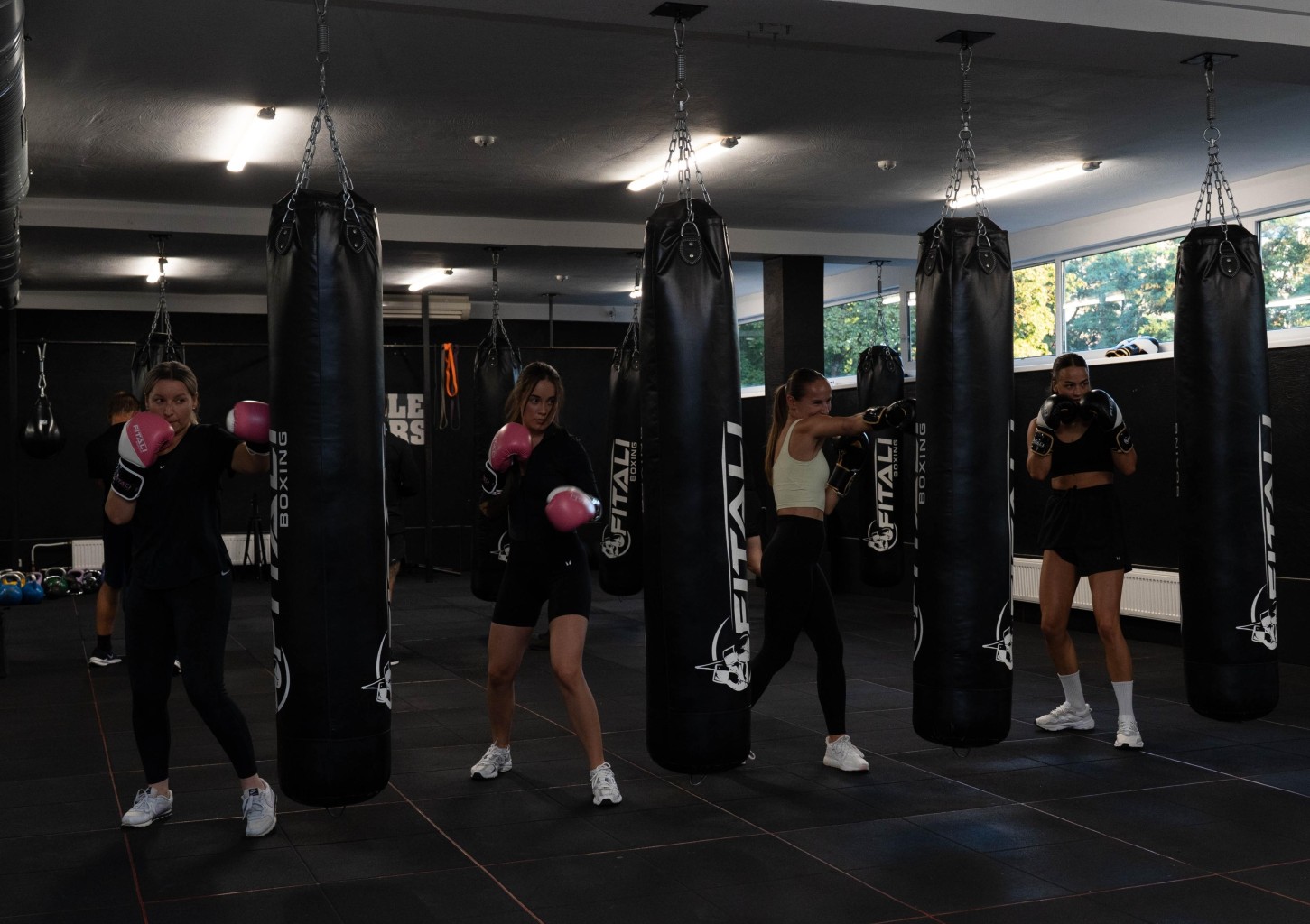 Grupinės treniruotės sporto klube „FitAli Boxing“ (3 kartai per savaitę)