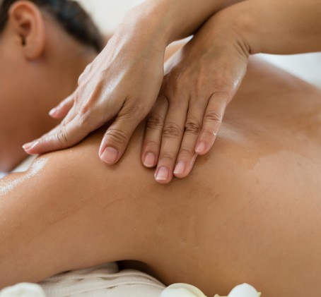 Klasikinis viso kūno masažas „Kineziterapijos klinikoje“