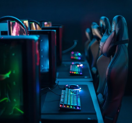 Dienos abonementas žaidimui kompiuteriu „Cyber Space“