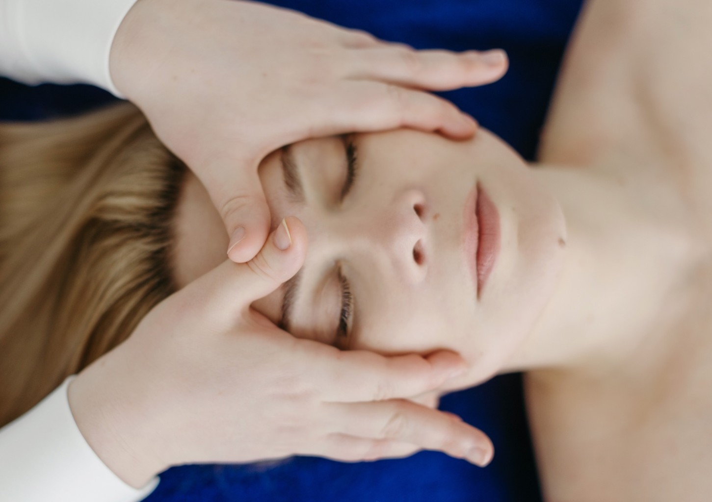 Kobido masažas + miostimuliacija klinikoje YOU