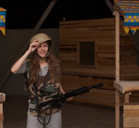 Laser TAG žaidimas lazerių arenos klube „KA-ringas“