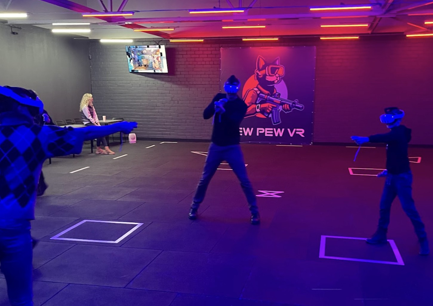 VR žaidimas PEW PEW studijoje (iki 6 asm.)