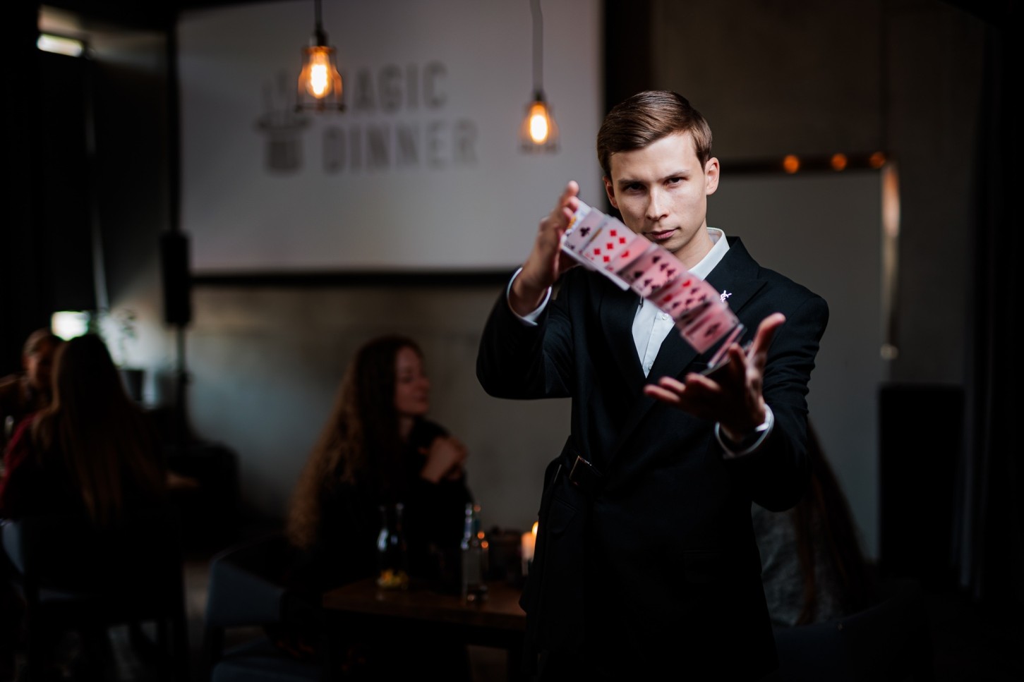 Magijos šou ir vakarienė „Magic Dinner“ 2 asm. Kaune