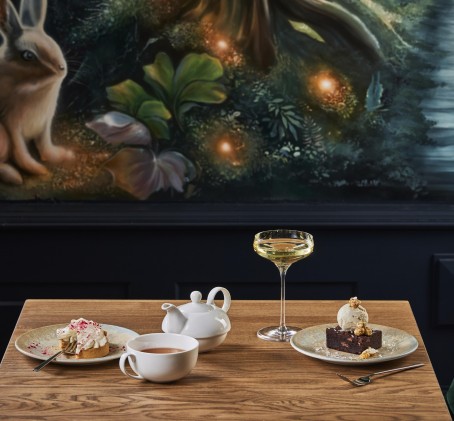 Romantiška vakarienė DVIEM gastro bare „Rabbit Hole“