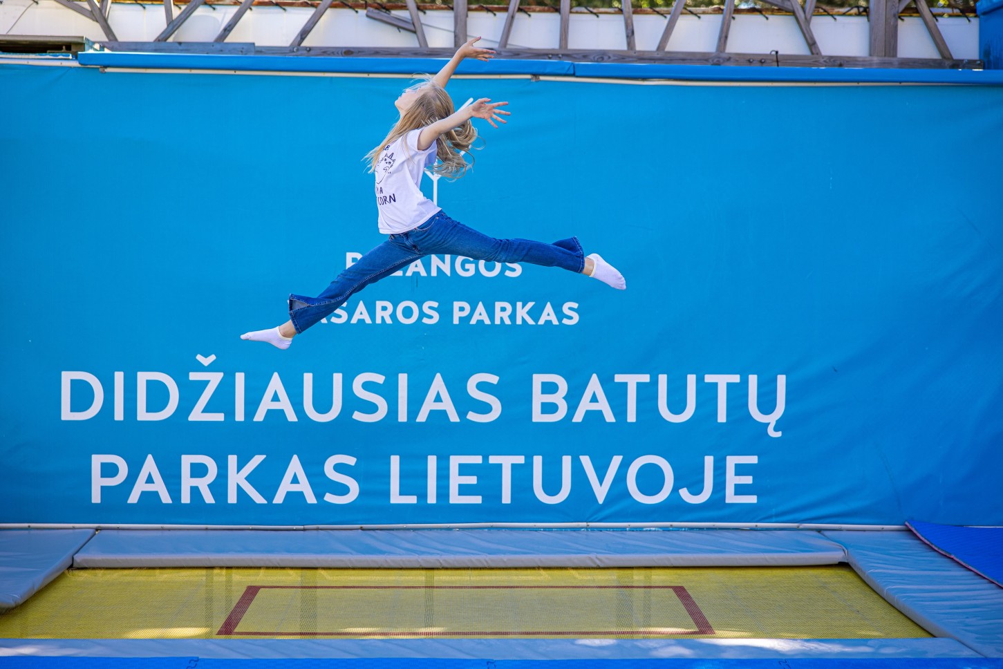 Pramogos „Palangos vasaros parke“: batutai+ninja warrior+labirintas