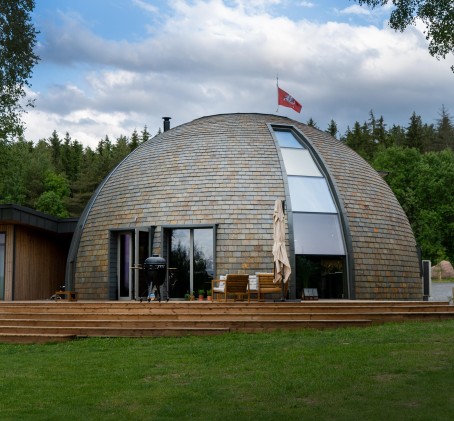 Nakvynė dviem viloje „Vila Monrai" darbo dienomis