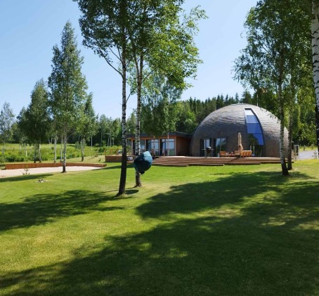 Nakvynė keturiem viloje „Vila Monrai" darbo dienomis