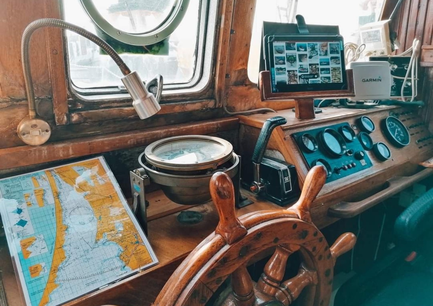 Privatus plaukimas grupei laivu Klaipėda – Juodkrantė – Mirusios kopos – Klaipėda