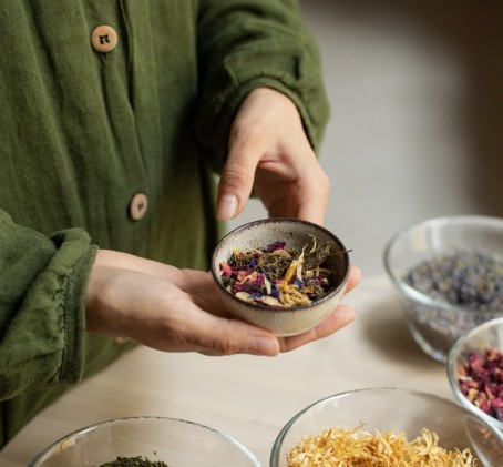 Kūrybinė arbatos degustacija studijoje „Yugen Tea“ dviem