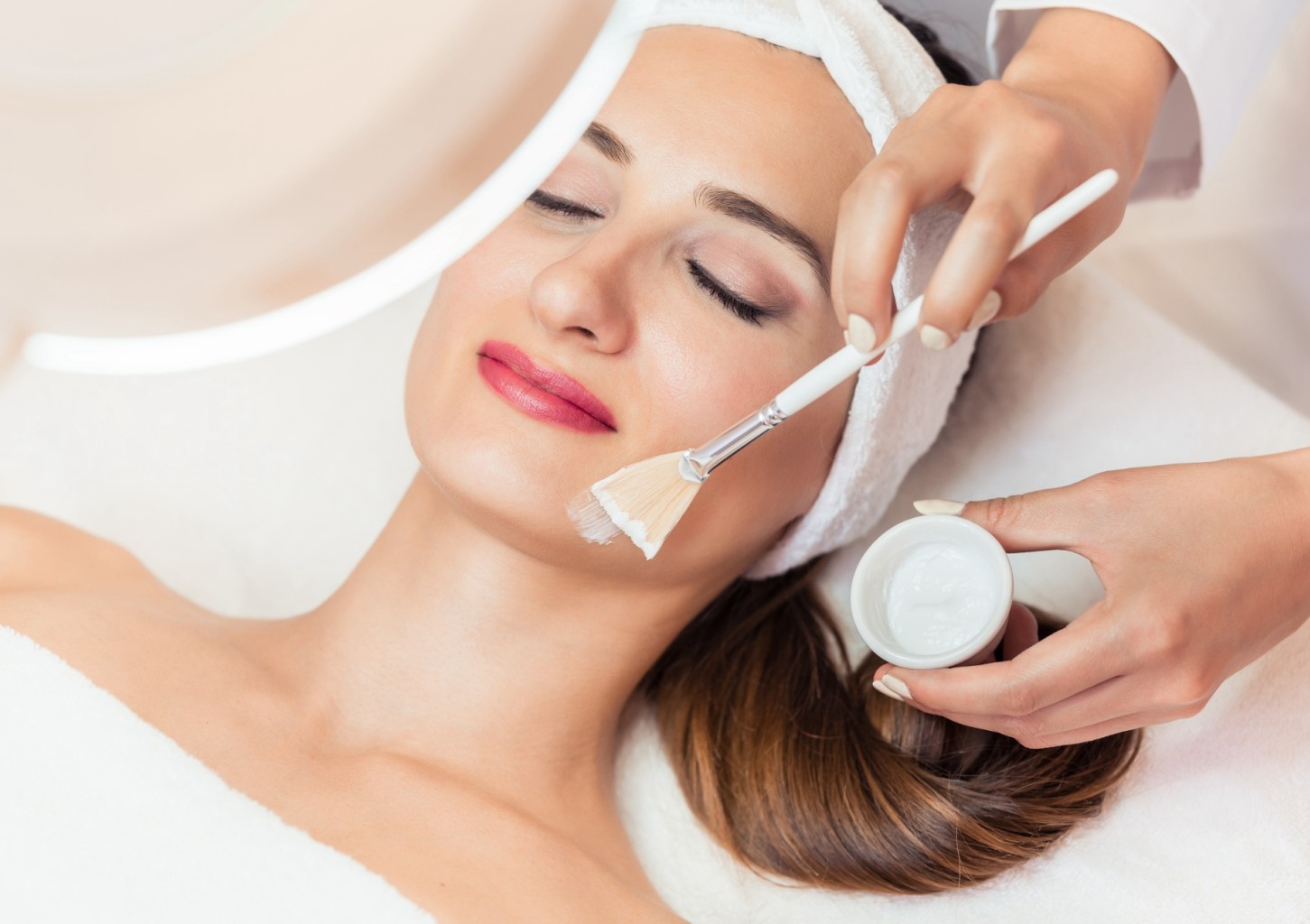 Prabangi ir jauninanti procedūra su augalų kamieninėmis ląstelėmis