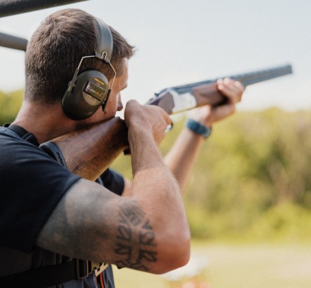 Lėkštučių šaudymas „ShootingClub“ šaudykloje