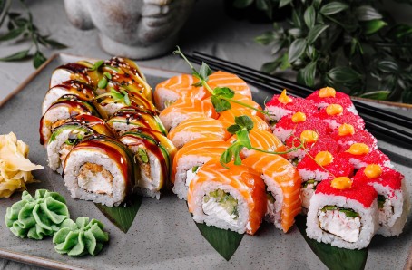 Atrask Japonijos skonius su 40 vnt. sušių rinkiniu!