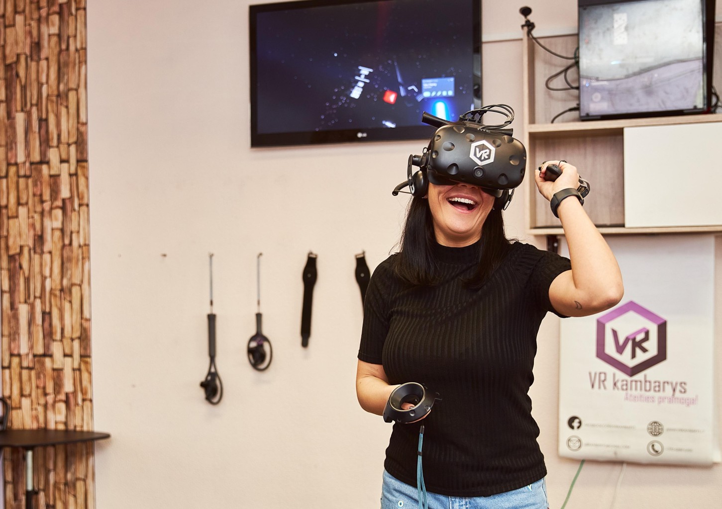 Pramoga su VR akiniais „VR Kambaryje“