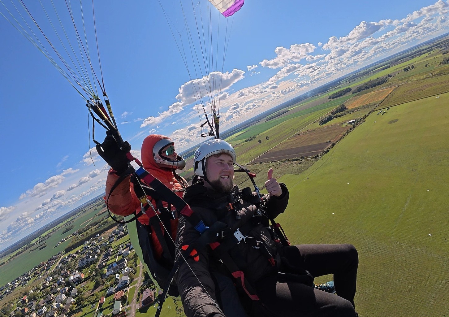 Skrydis parasparniu + filmavimas DOVANŲ