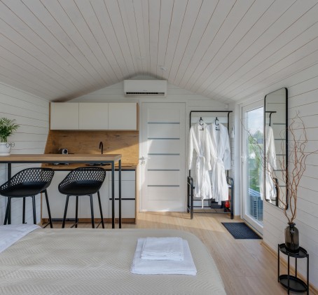 2 naktys namelyje ant ežero kranto DVIEM darbo dienomis šaltuoju sezonu