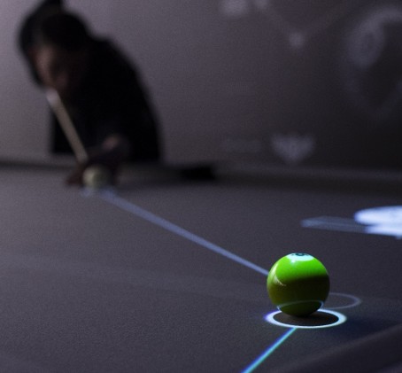 „CyberPool“ biliardo žaidimas su mokomąja ICA programa darbo dienomis dviem