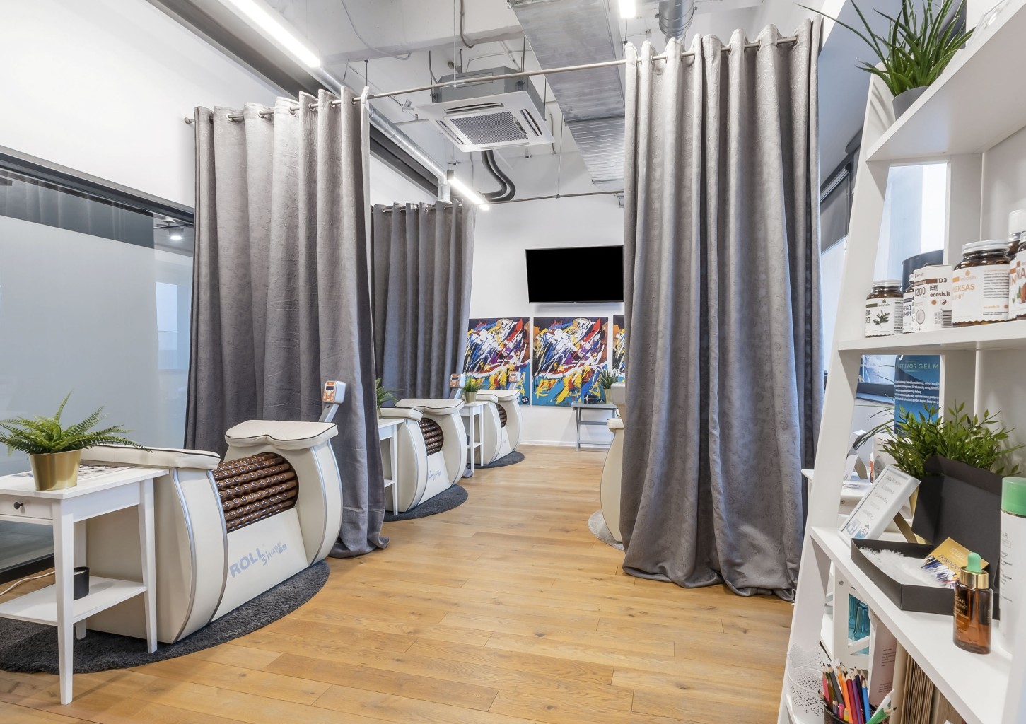 3 limfodrenažiniai masažai su „Roll Shaper” Studijoje V