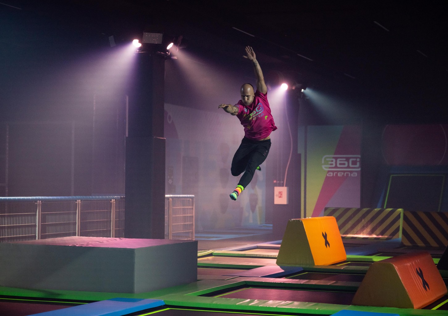 Pramogaukite „360 Arenoje“ dviese ir mėgaukitės gardžia pica