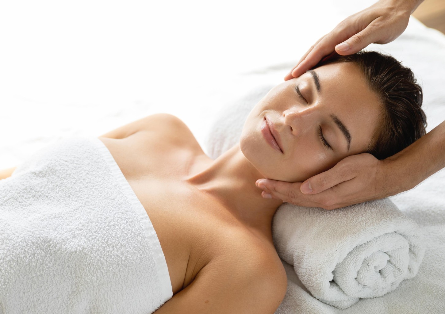 Skaistinanti veido procedūra su vitaminu C (arba fitino rūgštimi)