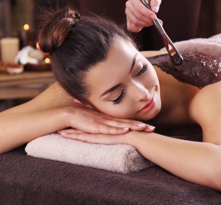Šokoladinis viso kūno masažas „Svajonių SPA“
