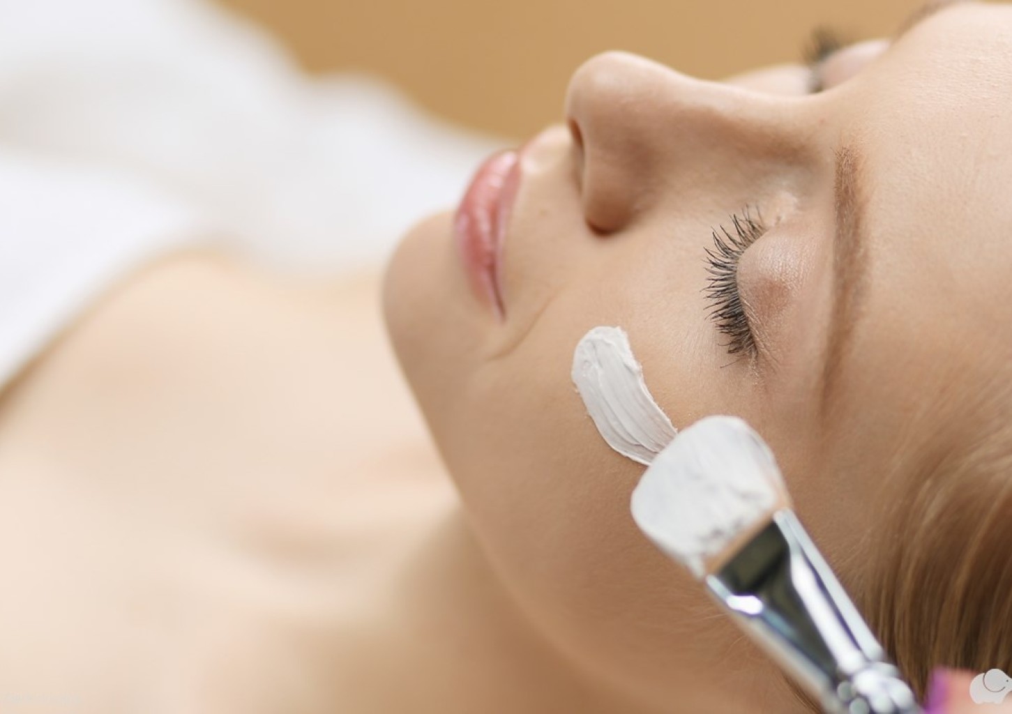 Beadatė mezoterapija „Diamond Lifting“