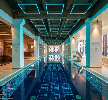 Poilsis SPA baseino ir pirčių erdvėje su pulsinės bangos terapija