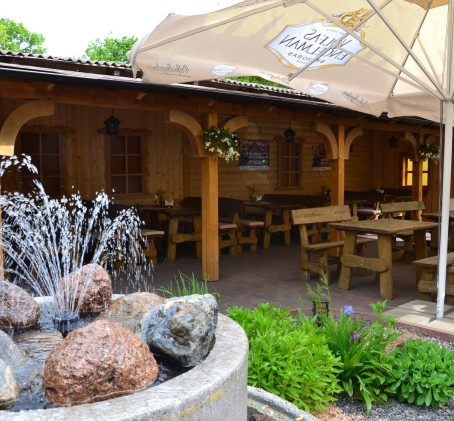 Vakaras muzikiniame klube - smuklėje „Juonė pastuogė“ | 29.99