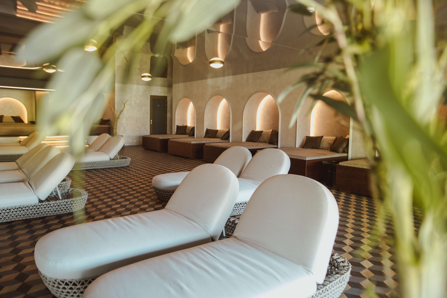 1 naktis DVIEM viešbutyje „Gradiali Palanga“ su pusryčiais ir SPA + DOVANA