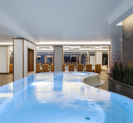 Vytautas Mineral SPA – baseinai ir pirtys DVIEM