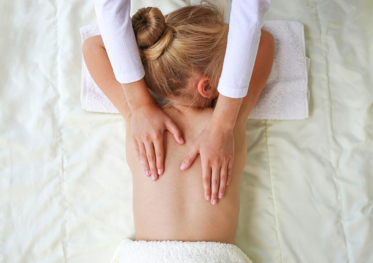 Nugaros masažas vaikui Vilniuje