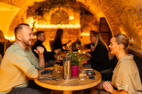 Vakarienė žvakių šviesoje „Candlelit Dinner“ 2 asm.