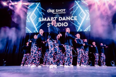 Šventinė pamoka šokių studijoje SMART 6-10 asm.