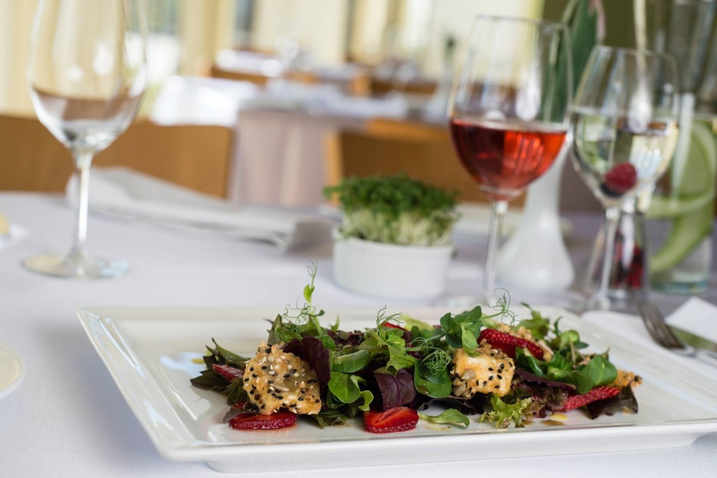 Vakarienė restorane „Gadalaiki“ Latvijoje